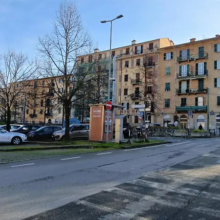 Peggy House 아파트